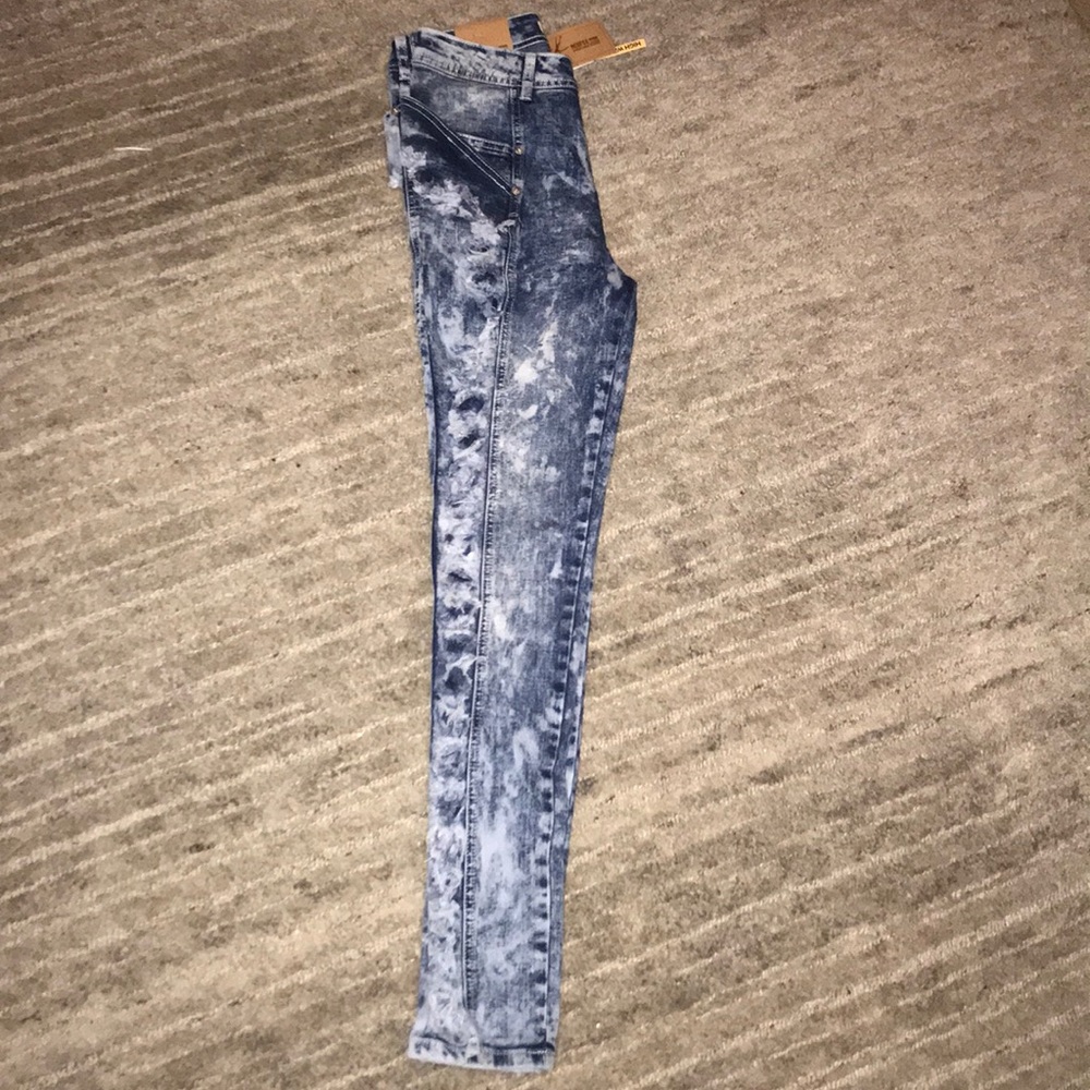 Jeans - Picture 6 of 6